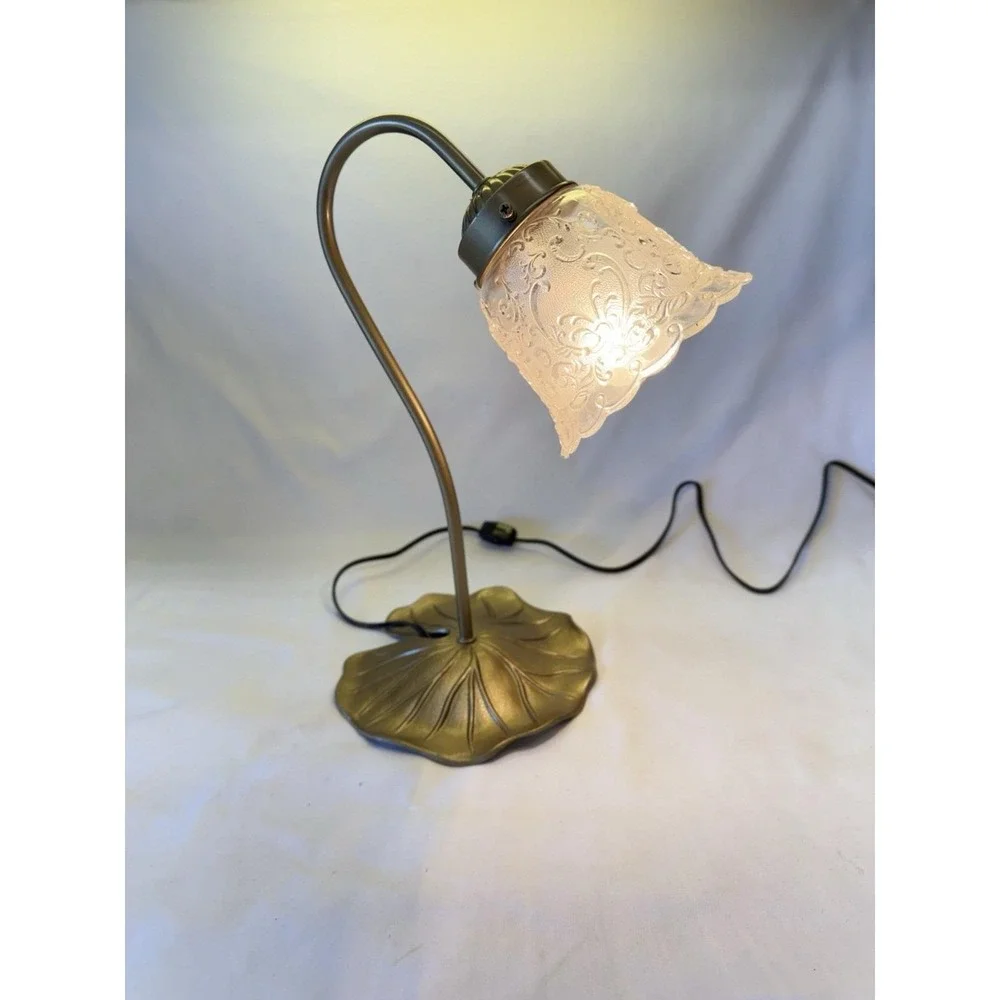VTG Art Nouveau Brass Style Gooseneck Lily Pad Desk Lamp Ornate Frosted Shade